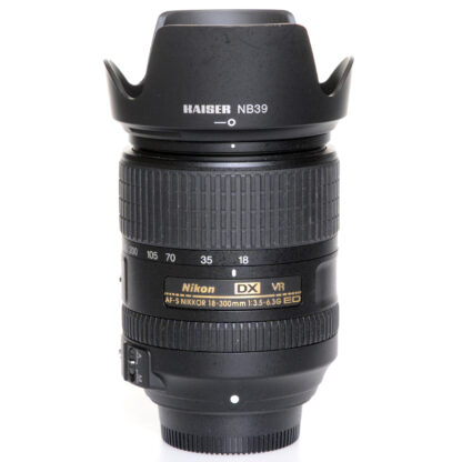 AF-S DX NIKKOR 18-300mm f/3.5-6.3G ED VR Begagnad