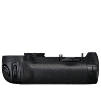 Nikon MB-D12 Demoexemplar
